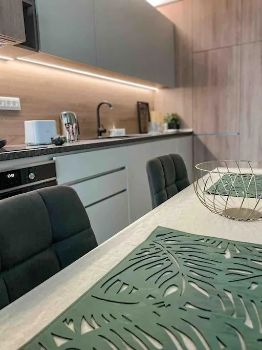Apartment Glamorous 1Br Condo W/Free Parking Bucharest