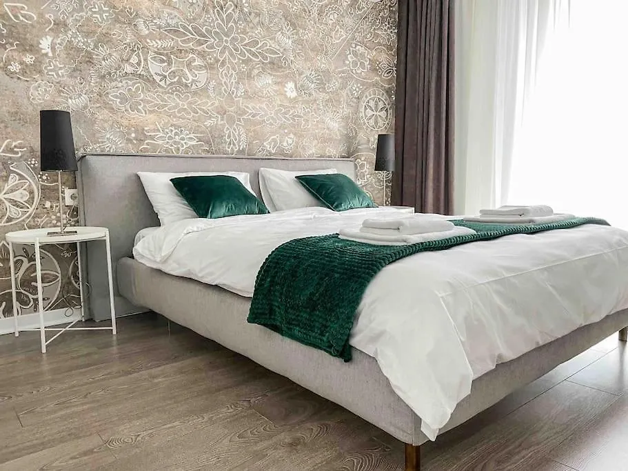 Glamorous 1Br Condo W/Free Parking Bucharest Romania