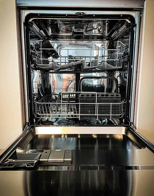 Glamorous 1Br Condo W/Free Parking Bucarest Apartamento